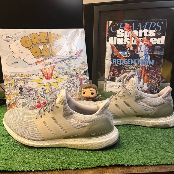 Adidas Ultraboost - Picture 1 of 6